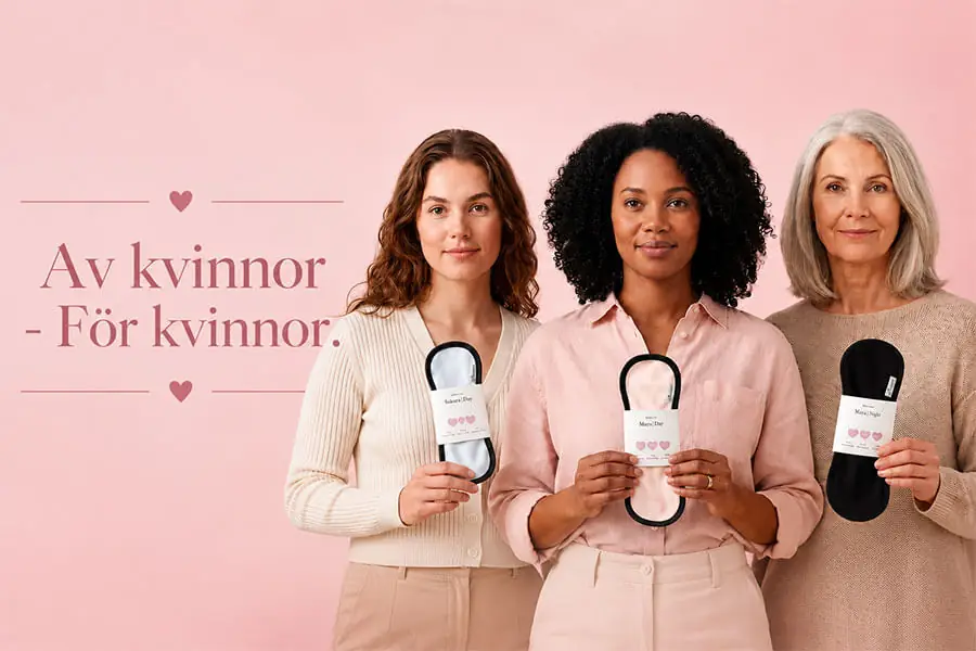Tre kvinnor i olika åldrar håller upp Ellenoras tygbindor – av kvinnor, för kvinnor